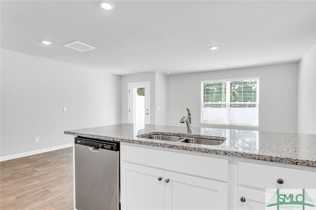 164 Coneflower Rd in Bloomingdale, GA - Building Photo - Building Photo