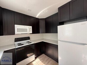 1100 Pineland Ave in Hinesville, GA - Foto de edificio - Building Photo