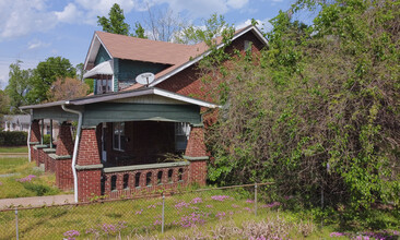 10 Seawell Ave in Raleigh, NC - Building Photo - Building Photo