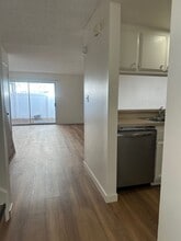 2582-2584 Seahorse Ave in Ventura, CA - Building Photo - Building Photo
