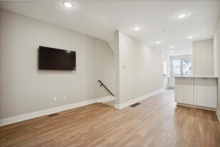 1618 N Sydenham St in Philadelphia, PA - Building Photo