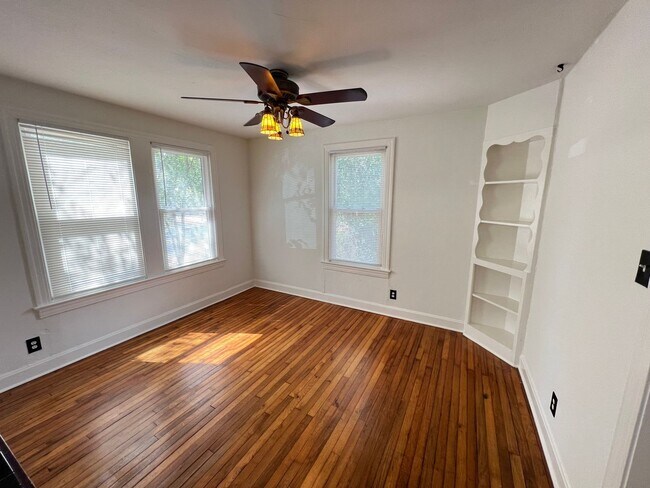 5001 Duval St in Austin, TX - Building Photo - Building Photo