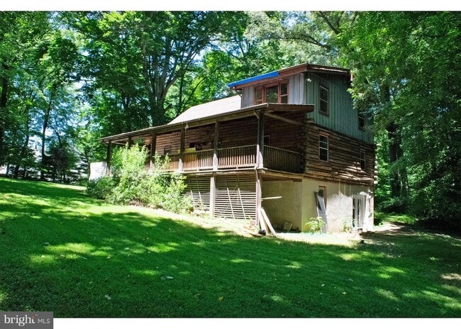 property at 412 Ole Dirt Rd