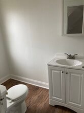 196 Benzinger St, Unit Upper Rear in Buffalo, NY - Building Photo - Building Photo