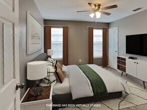 524 N Brentwood Ave in Lubbock, TX - Foto de edificio - Building Photo