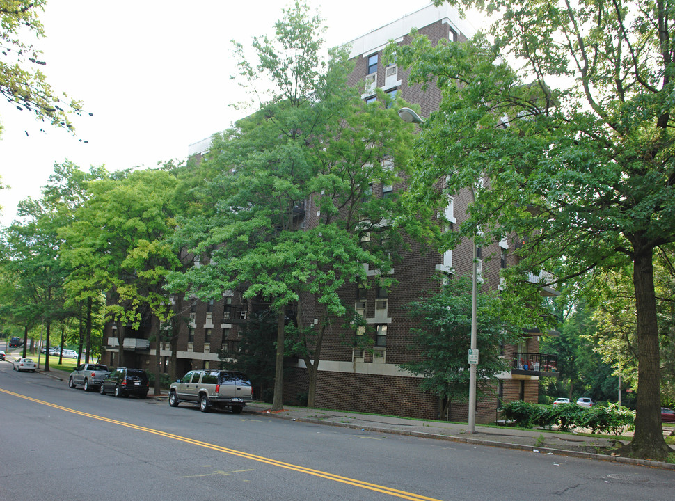 Park View Terrace in West Harrison, NY - Building Photo