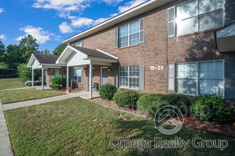 Ridge View Apartments in Columbiana, AL - Building Photo - Building Photo