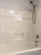 6926 Maple Dr in North Tonawanda, NY - Building Photo - Building Photo