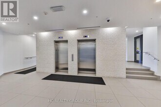 457 Plains Rd E in Burlington, ON - Building Photo - Building Photo