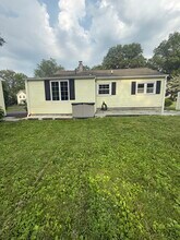 14 Circle Dr in Greenwich, CT - Building Photo - Building Photo