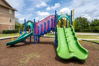 North Shore Apartments in Slidell, LA - Foto de edificio - Building Photo