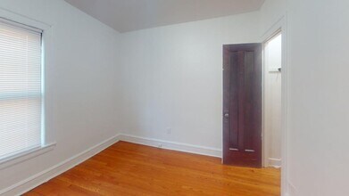 5304 W Potomac Ave in Chicago, IL - Building Photo - Building Photo