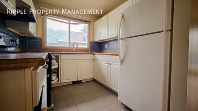 1515-1536 36 St SE in Calgary, AB - Building Photo - Building Photo
