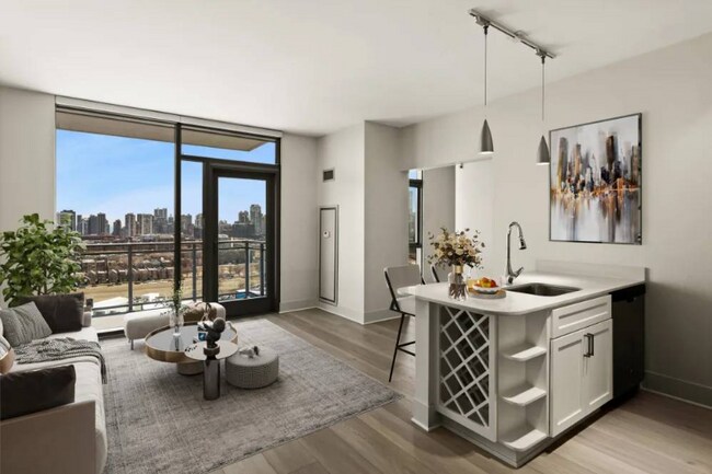 property at 1487 N Halsted St