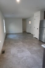 936 Main St in Winchester, CT - Building Photo - Building Photo