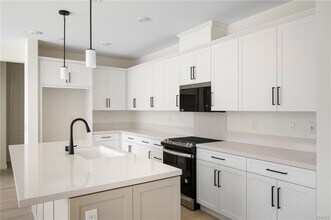 23724 Wilcox Dr in Santa Clarita, CA - Building Photo - Building Photo