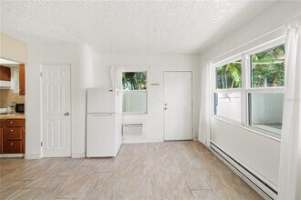 901 3rd St N in St. Petersburg, FL - Building Photo - Building Photo