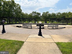 5658 Lierman Cir in Centreville, VA - Building Photo - Building Photo