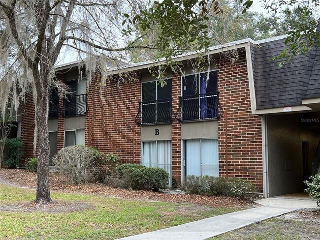 property at 1700 SW 16th Ct