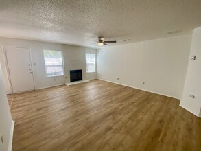 8607 Cretys Cove in Austin, TX - Building Photo - Building Photo