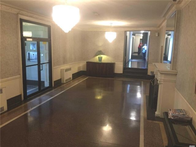 68-63 108th St-Unit -5M in Queens, NY - Building Photo - Building Photo