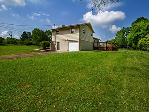 11001 Roane Dr in Knoxville, TN - Building Photo - Building Photo