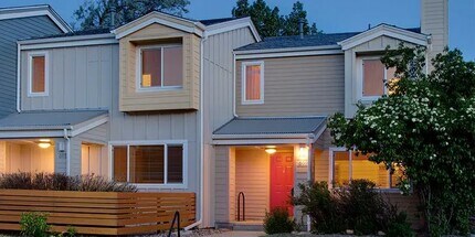 676 Walden Cir in Boulder, CO - Building Photo - Building Photo