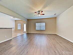 2123 Golden Topaz Dr in Rosharon, TX - Building Photo - Building Photo