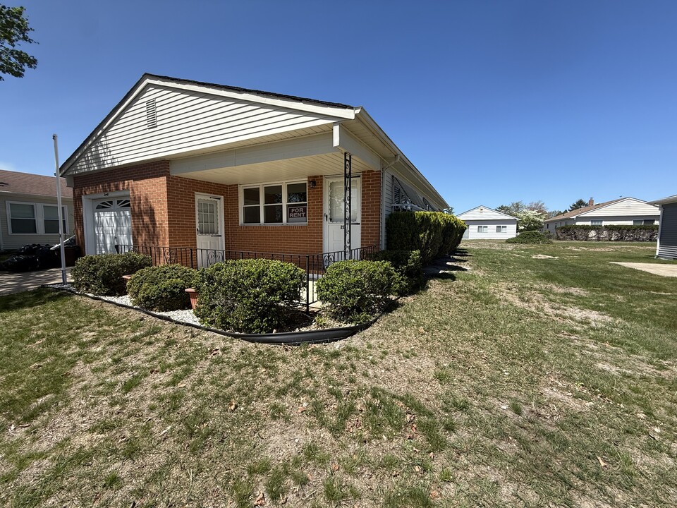 20 Vail St in Toms River, NJ - Building Photo