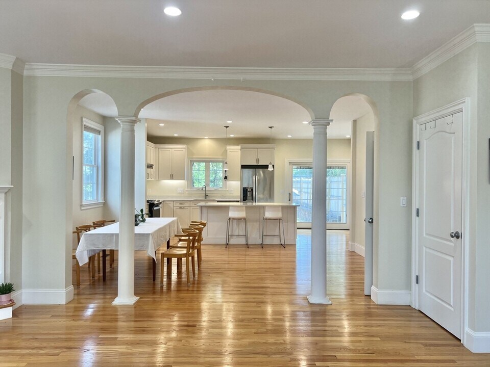 141 Pearl St in Newton, MA - Building Photo