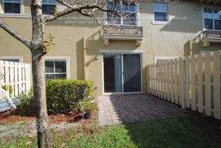178 Lake Monterey Cir in Boynton Beach, FL - Foto de edificio - Building Photo
