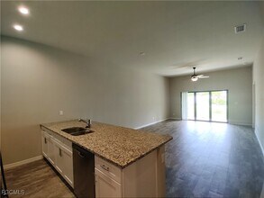 2017 Chiquita Blvd S in Cape Coral, FL - Building Photo - Building Photo