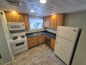 2723 S 10th Ave in Altoona, PA - Building Photo - Building Photo