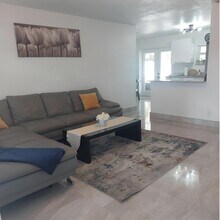 1670 NE 1st Ave in Pompano Beach, FL - Building Photo - Building Photo