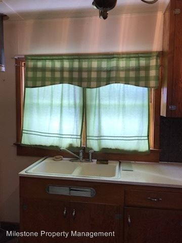 622 Atlantic Ave in Miles City, MT - Building Photo - Building Photo