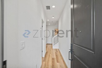 6216 Diamond Wy in Dublin, CA - Building Photo - Building Photo