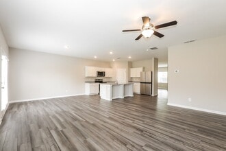 4034 Kendrick Cir in Loganville, GA - Foto de edificio - Building Photo