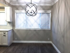 1824 N Gramercy Pl-Unit -10 in Los Angeles, CA - Building Photo - Building Photo