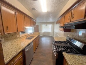 430 Breeze Park Dr in Houston, TX - Building Photo - Building Photo