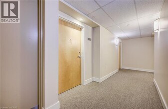 155 Water St S in Cambridge, ON - Building Photo - Building Photo