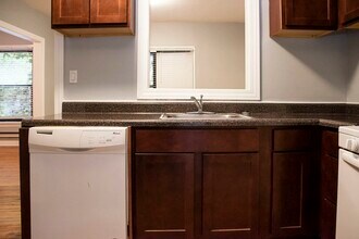 732 W Roscoe St in Chicago, IL - Building Photo - Building Photo