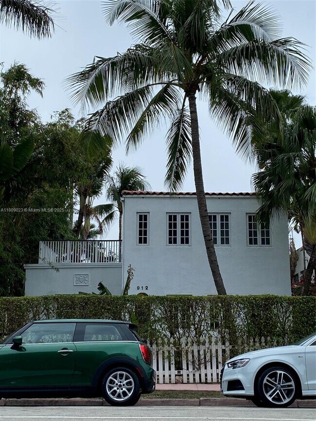912 Euclid Ave in Miami Beach, FL - Building Photo - Building Photo