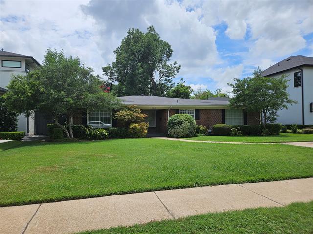 6432 Chevy Chase Ave in Dallas, TX - Building Photo