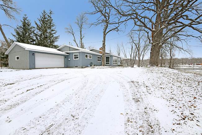 32552 River Vista Ln in St. Cloud, MN - Foto de edificio - Building Photo