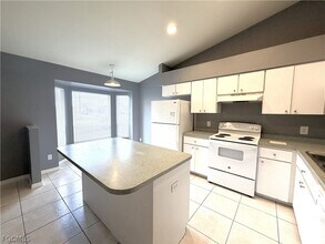 1127 Diplomat Pkwy E in Cape Coral, FL - Building Photo - Building Photo