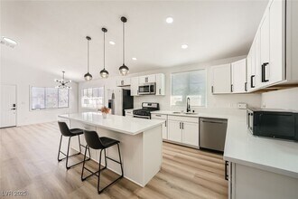 1828 Bonita Ave in Las Vegas, NV - Building Photo - Building Photo