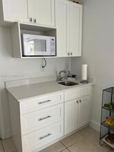 120 NW 10th Ave in Miami, FL - Building Photo - Building Photo