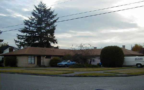 2113 S Lucile St in Seattle, WA - Building Photo