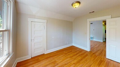 71 Lilac St in New Haven, CT - Building Photo - Building Photo