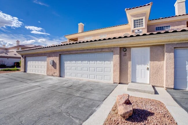 6800 Dorita Ave in Las Vegas, NV - Building Photo - Building Photo